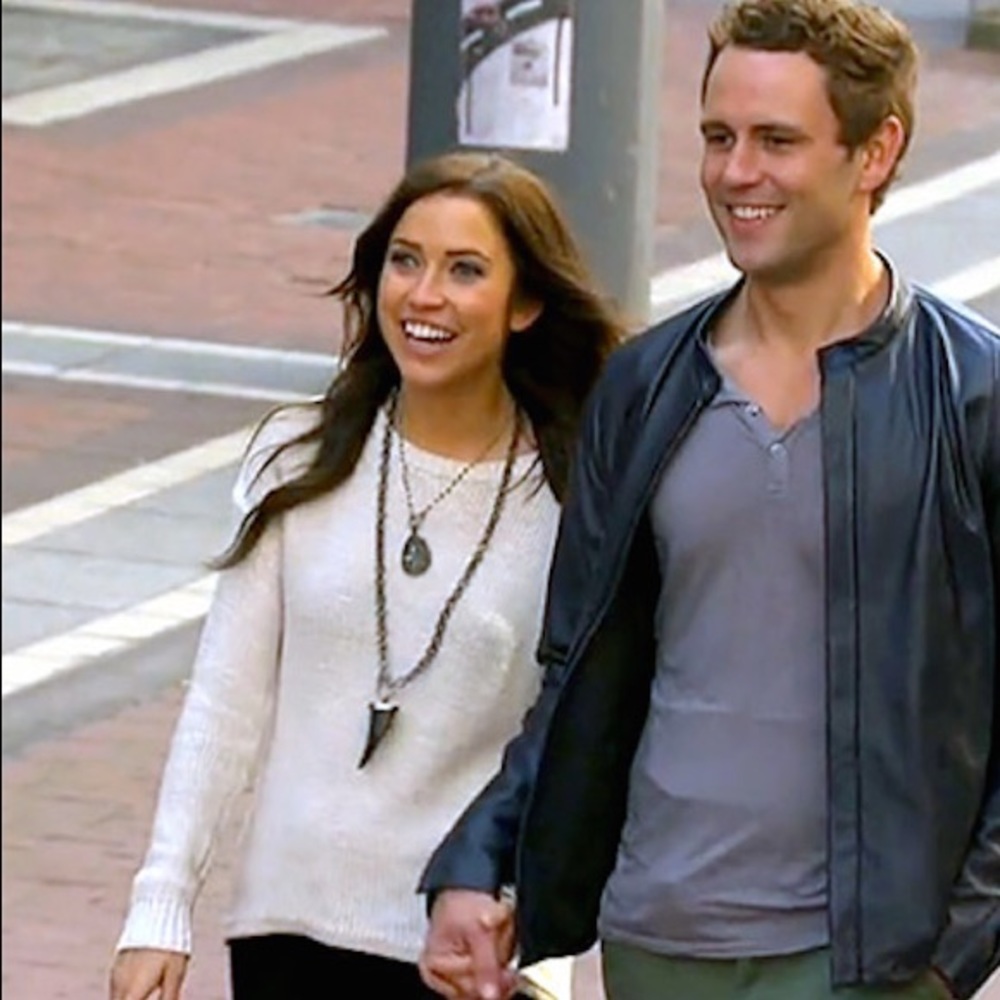 Kaitlyn Bristowe Sweater from The Bachelorette - Picture 3 of 6